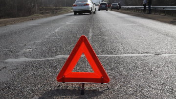 В Челябинске машина сорвалась с обрыва