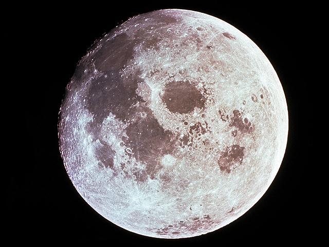 Ученые смогли назвать точный возраст Луны, обследовав метеориты